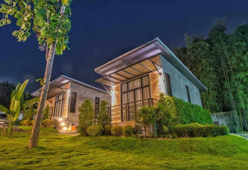 キングサイズベッドのスタンダードルーム, Casa Foresta Nan