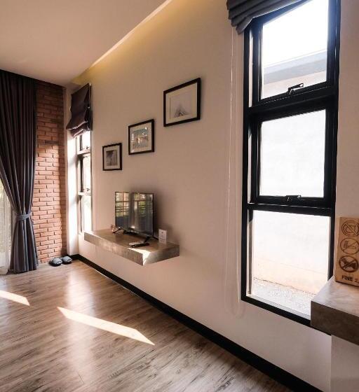 キングサイズベッドのスタンダードルーム, Casa Foresta Nan