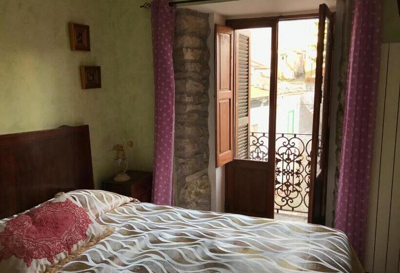 スタンダードルーム, Borgo La Forgia