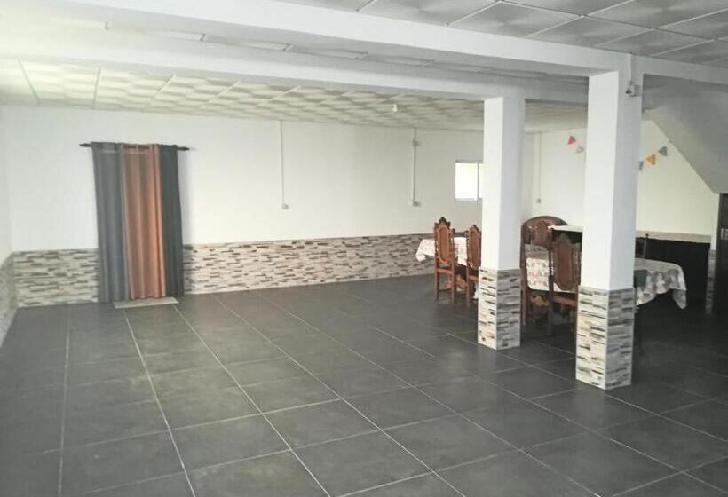 标准四人间共用浴室, Casa Rafael