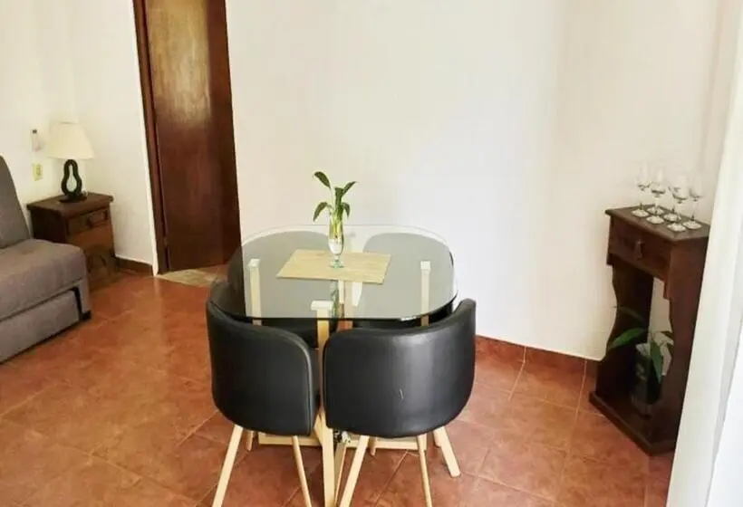 １ベッドルームアパートメント, La Vivienda Villa