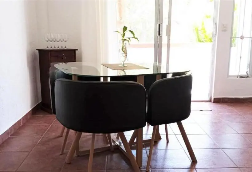 １ベッドルームアパートメント, La Vivienda Villa