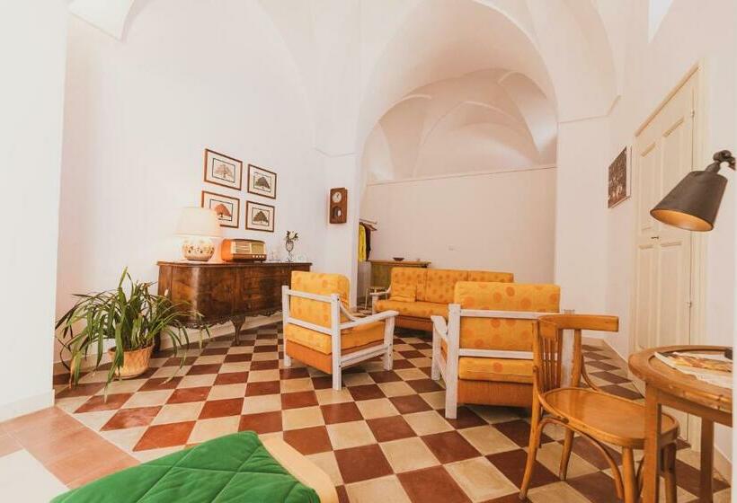 חדר סטנדרט, Biancolino