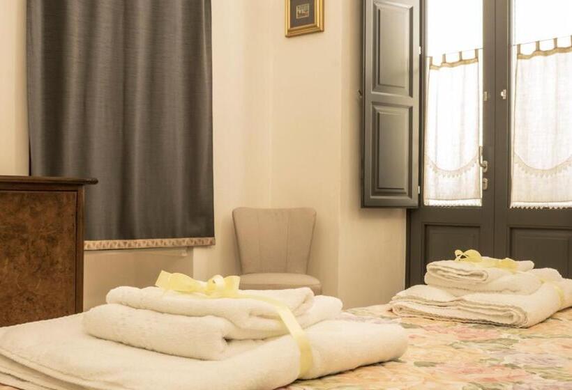 חדר סטנדרט, Biancolino