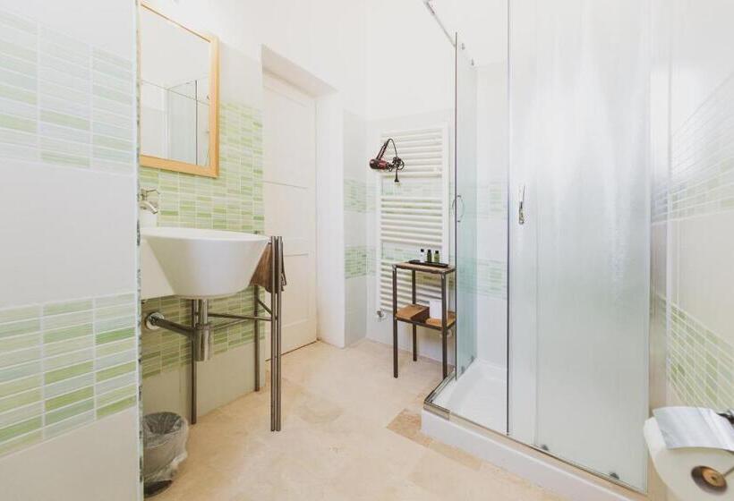 חדר סטנדרט לשלושה עם נוף לגינה, Biancolino