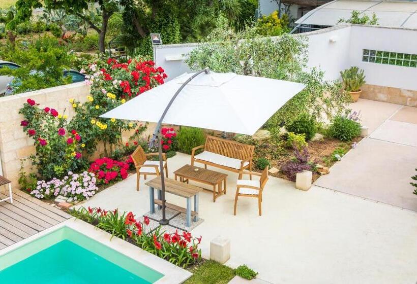 חדר סטנדרט נוף לבריכה, Biancolino