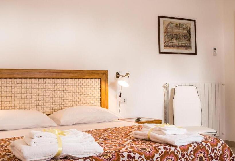 חדר סטנדרט לשלושה עם נוף לגינה, Biancolino