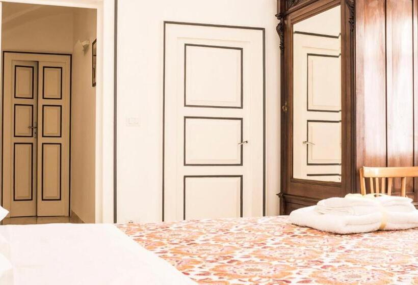 חדר סטנדרט לשלושה עם נוף לגינה, Biancolino