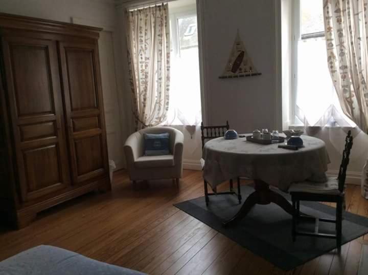 غرفة قياسية, La Tourelle En Normandie