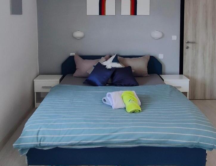 اتاق استاندارد, Apartments & Rooms Saša