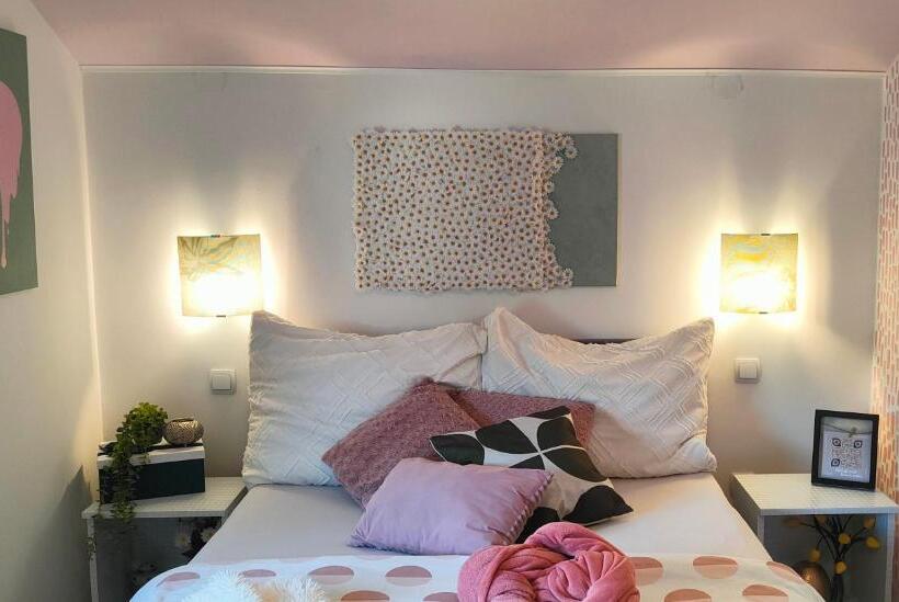 اتاق لوکس, Apartments & Rooms Saša