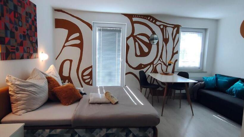 اتاق استاندارد, Apartments & Rooms Saša