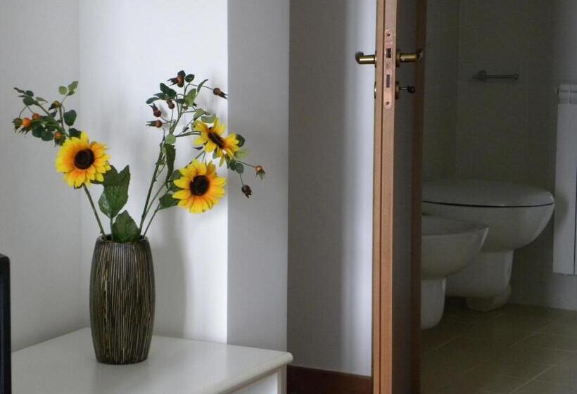 Номер Стандарт, Poggio Sambuco