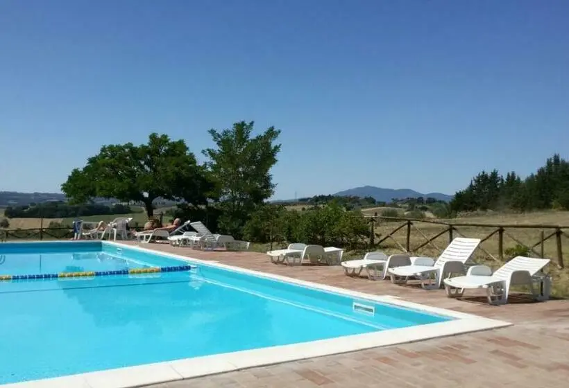 ガーデンビューのスタンダードワンルーム, Agritur Villa Osvaldo Castiglione Del Lago Pg Colazione Piscina Acqua Salata