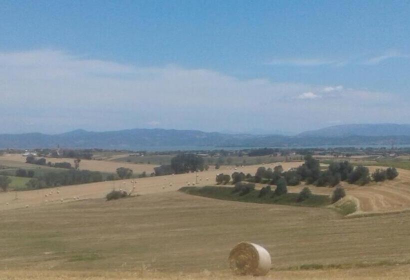 דירת חדר סופריור, Agritur Villa Osvaldo Castiglione Del Lago Pg Colazione Piscina Acqua Salata