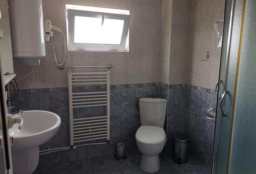 חדר סטנדרט עם מרפסת, Guest House Milka