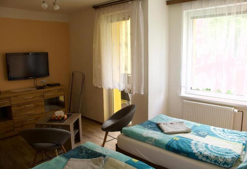 اتاق استاندارد با بالکن, Penzion Pavel