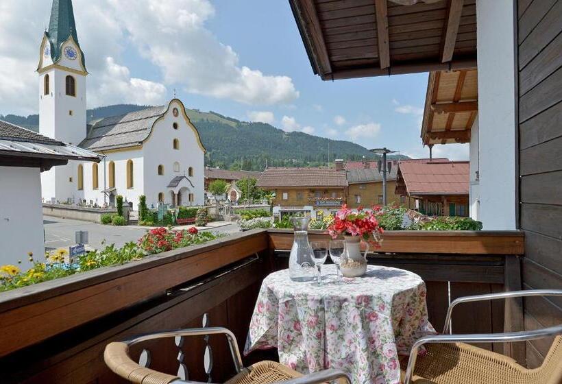 Апартаменты 1 Спальня с Балконом, Apartments Ellmau Im Sternhof