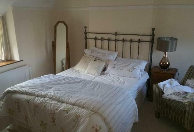 غرفة إقتصادية, Millbatch Farm