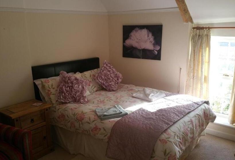 غرفة إقتصادية, Millbatch Farm