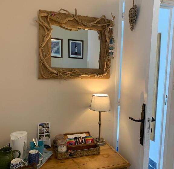 חדר משפחתי, Vingt Vieux Bourg