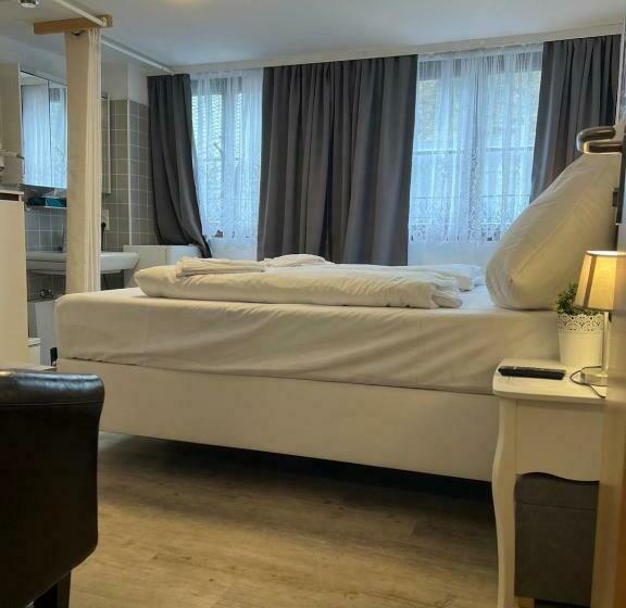 スタンダードルーム, Eifelerhof Hotel Monschau