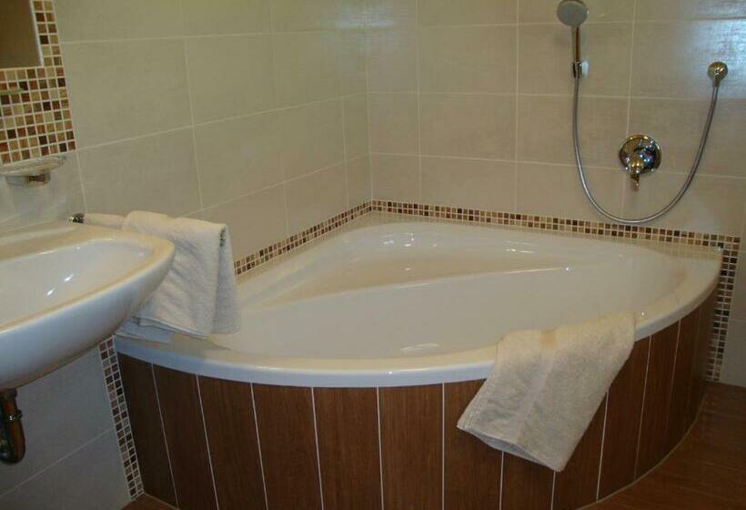 带2个卧室的公寓, Thalerhof