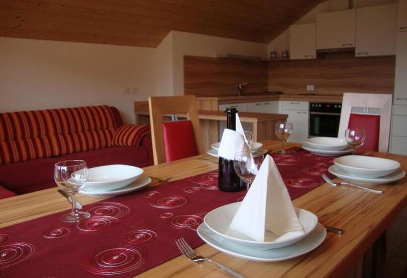 带2个卧室的公寓, Thalerhof