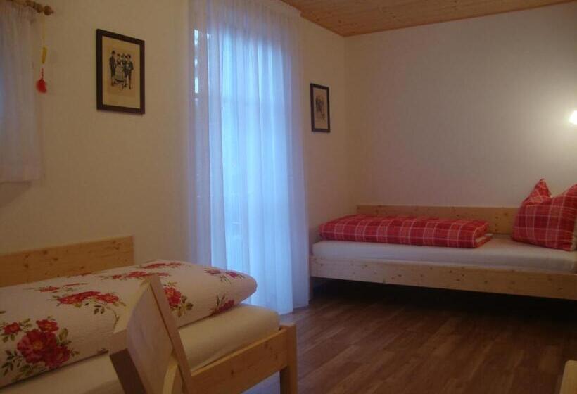 带2个卧室的公寓, Thalerhof