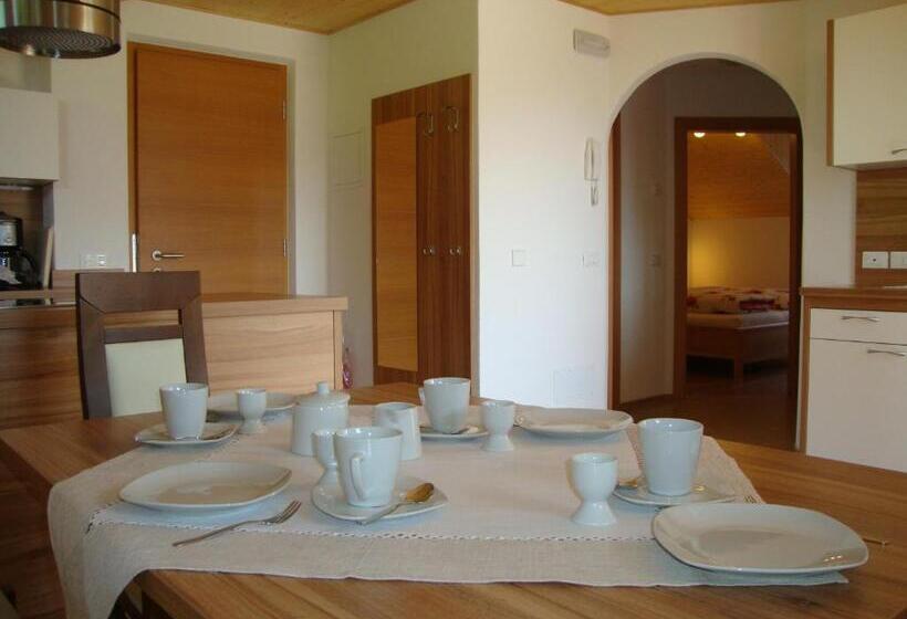 Апартаменты 2 Спальни, Thalerhof