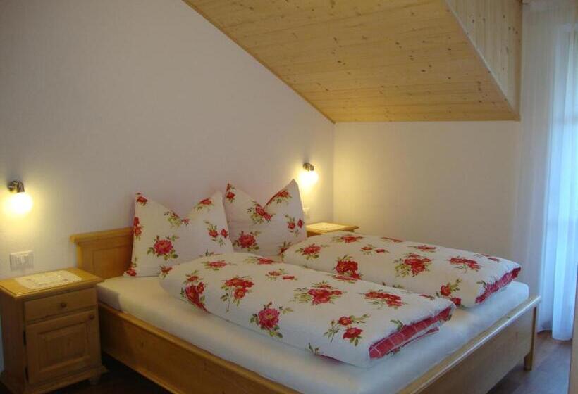 Апартаменты 2 Спальни, Thalerhof