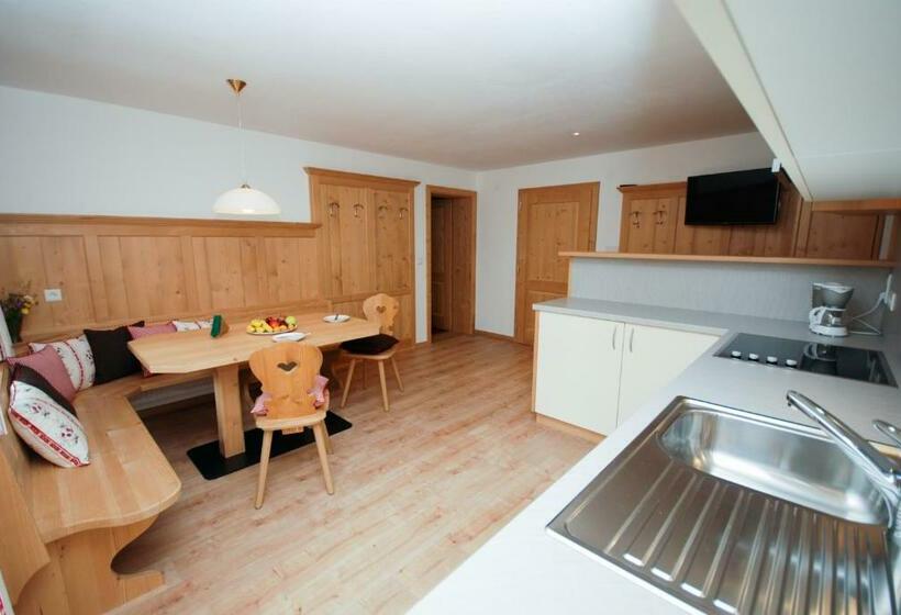 غرفة قياسية ذات إطلالة, Villgraterhof