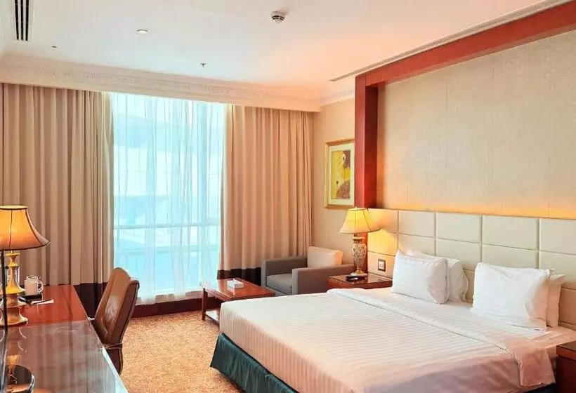 اتاق سوپریور با تخت بزرگ, Sunday Hotel Al Barsha Dubai Mall of the Emirates