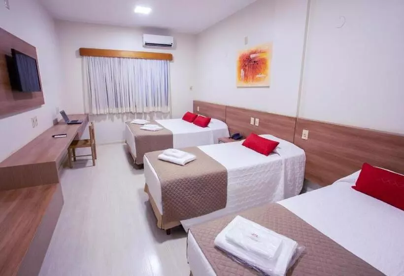 اتاق استاندارد سه نفره, Carlton Plaza Hotel Uberlandia