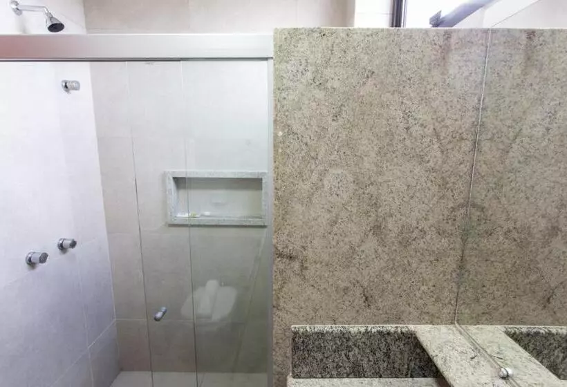 اتاق استاندارد سه نفره, Carlton Plaza Hotel Uberlandia