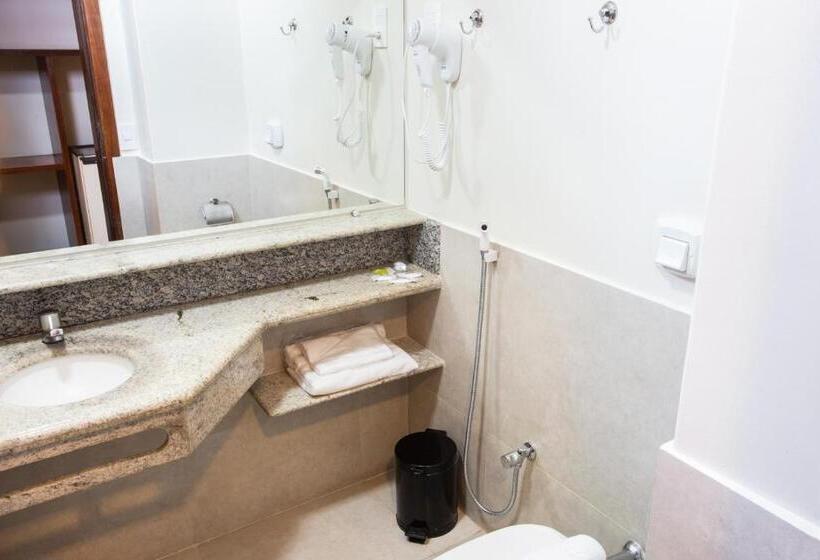Четырехместный Номер Стандарт, Carlton Plaza Hotel Uberlandia
