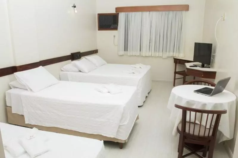 اتاق استاندارد سه نفره, Carlton Plaza Hotel Uberlandia