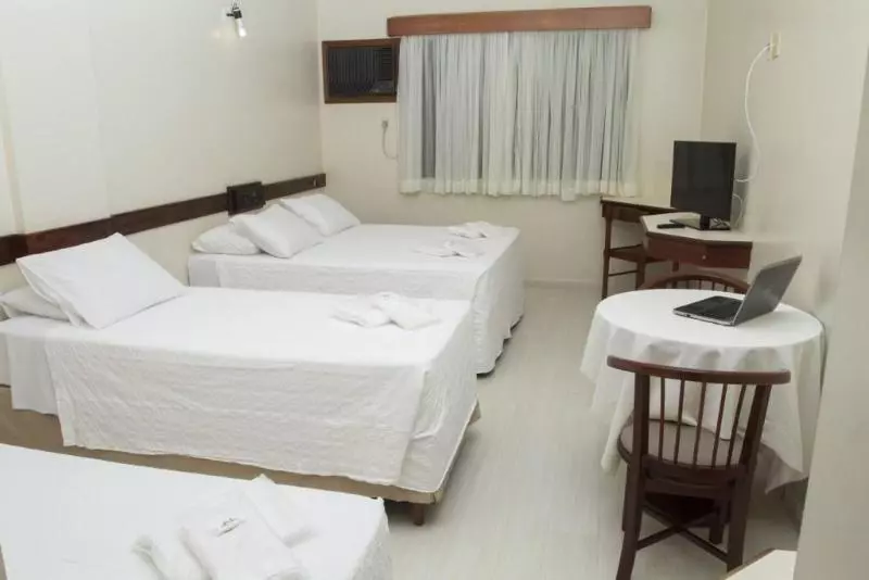 اتاق استاندارد چهار تخته, Carlton Plaza Hotel Uberlandia