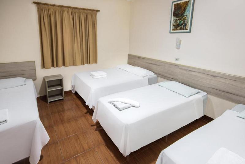 4인용 스탠다드 룸, Dan Inn Poços De Caldas A Melhor Localização Do Centro