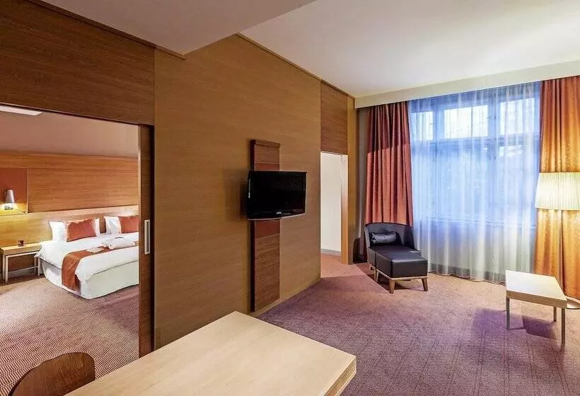سوییت پرستیژ, Mercure Ostrava Center