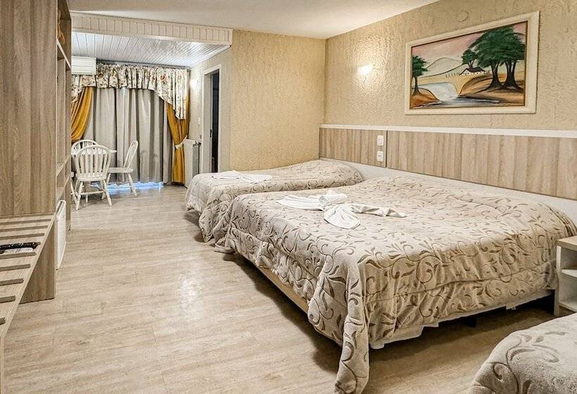 디럭스 4인 룸, Pousada Ald' Mama