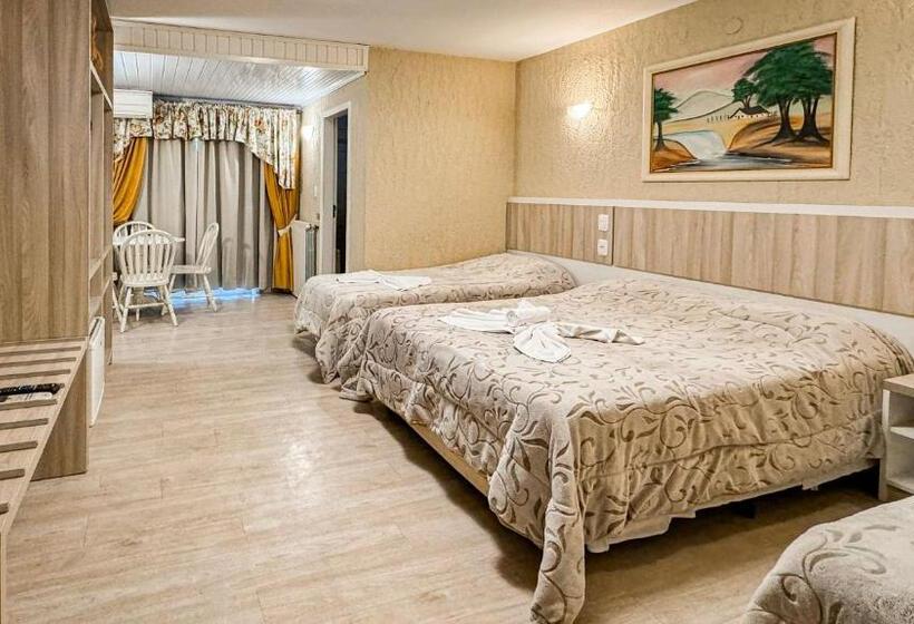 디럭스 4인 룸, Pousada Ald' Mama