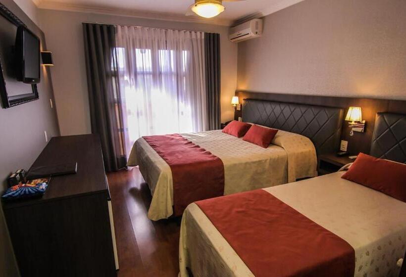 디럭스 트리플 룸, Pousada Vovó Carolina