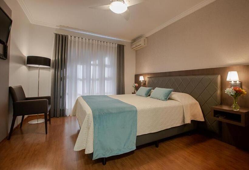 디럭스 트리플 룸, Pousada Vovó Carolina