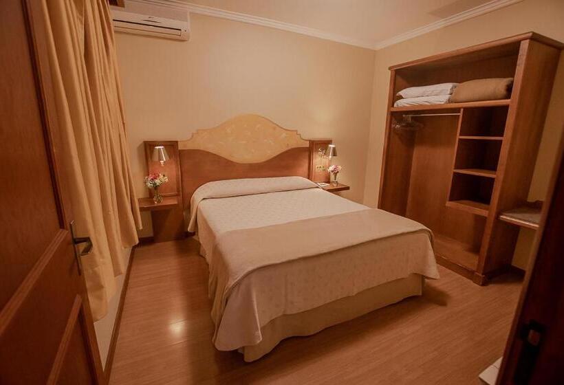 스위트, Pousada Vovó Carolina