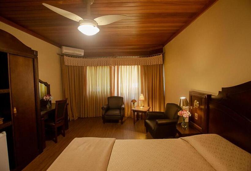 디럭스 자쿠지룸, Pousada Vovó Carolina