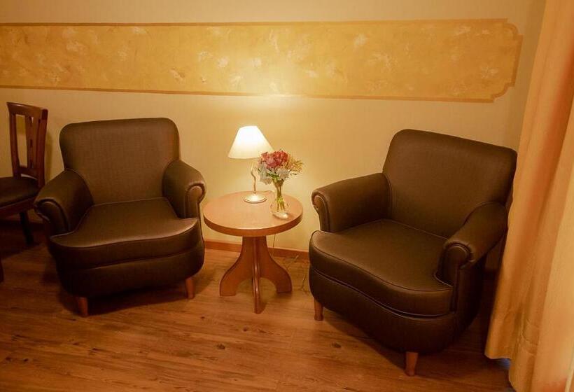 스위트, Pousada Vovó Carolina