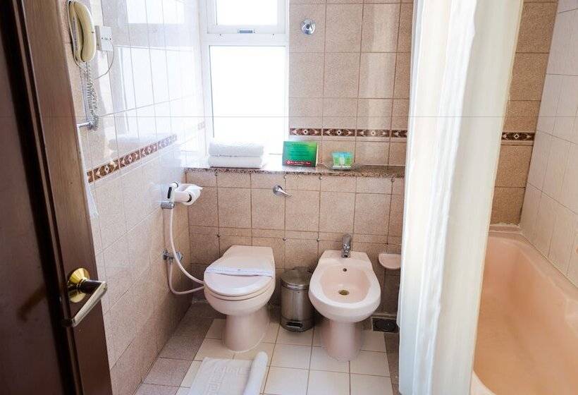 Номер Deluxe, Ramee Guestline