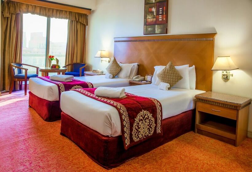 Номер Deluxe, Ramee Guestline