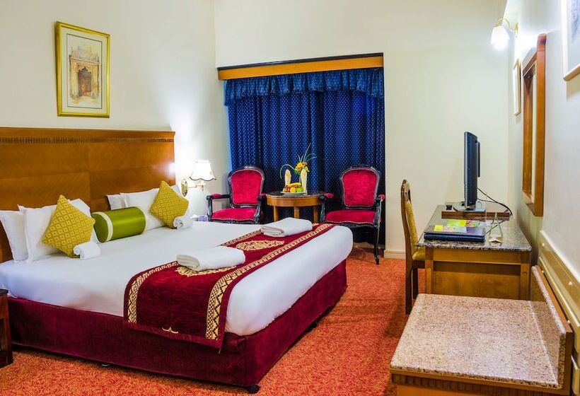 Номер Deluxe, Ramee Guestline